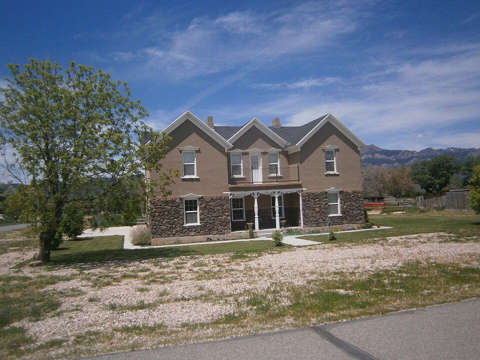 Photograph of Thuesen-Petersen House