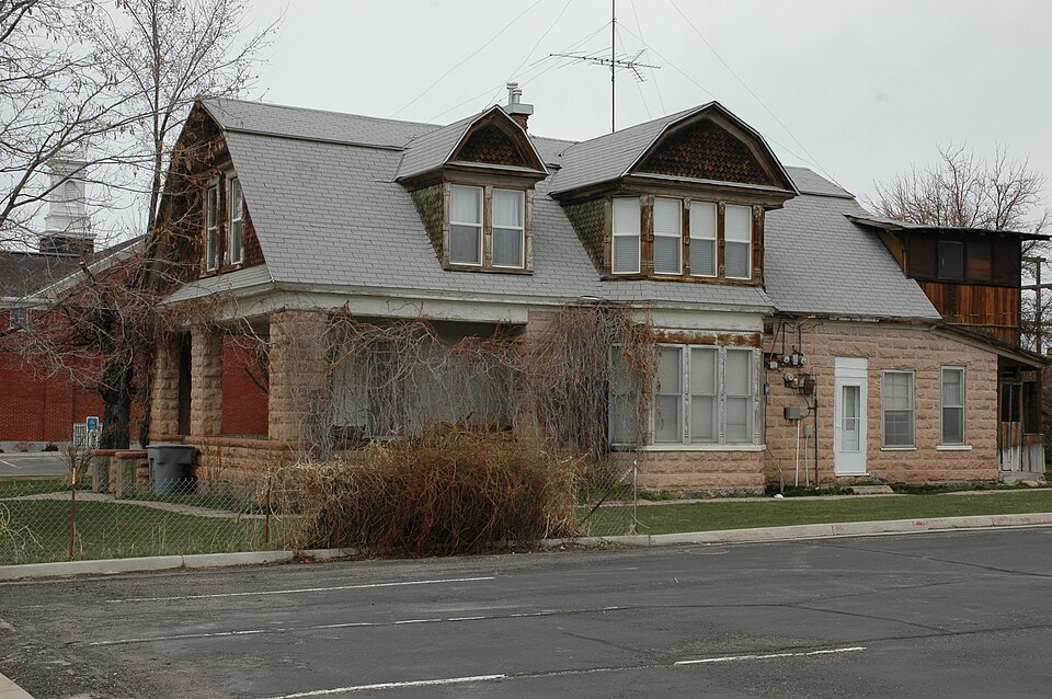 Photograph of Louis W. Harris House