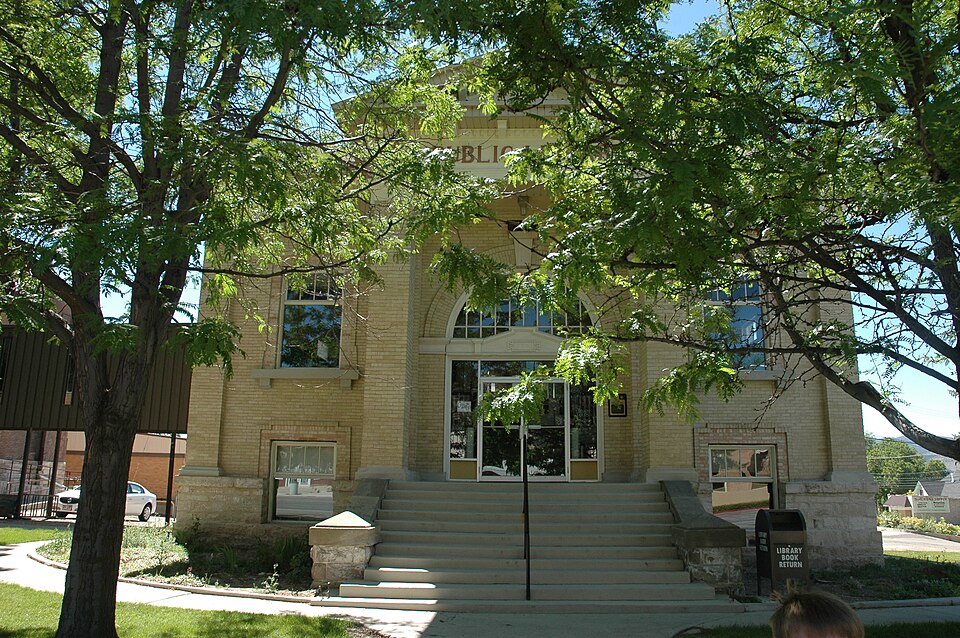 Photograph of Manti City Library