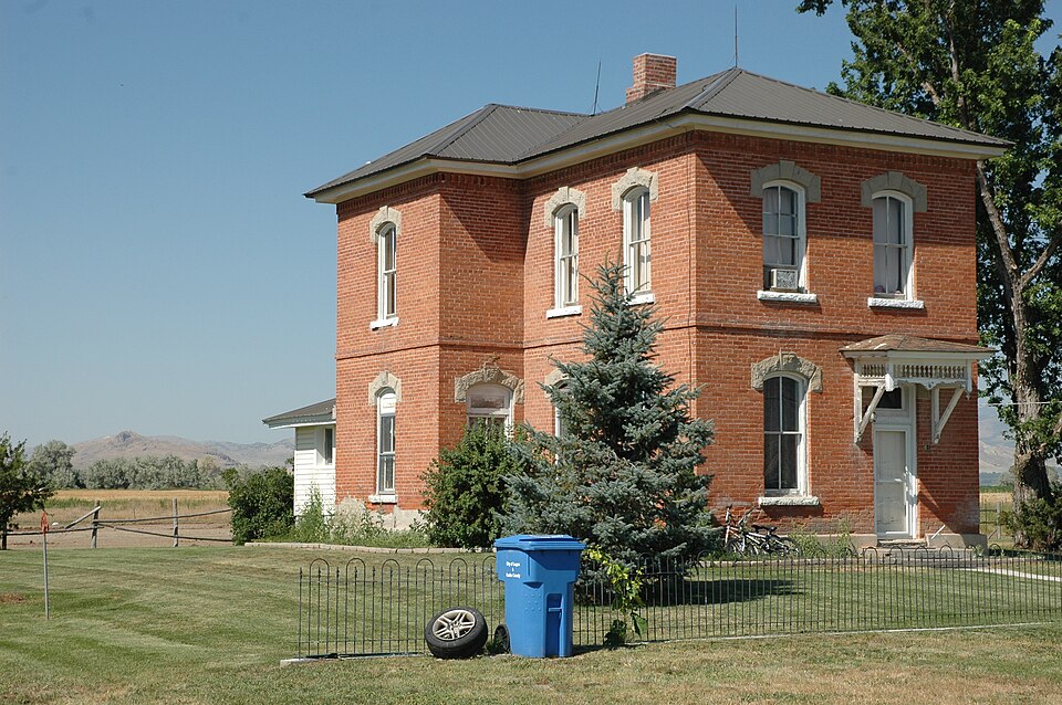 Photograph of Lewiston Tithing Office and Granary