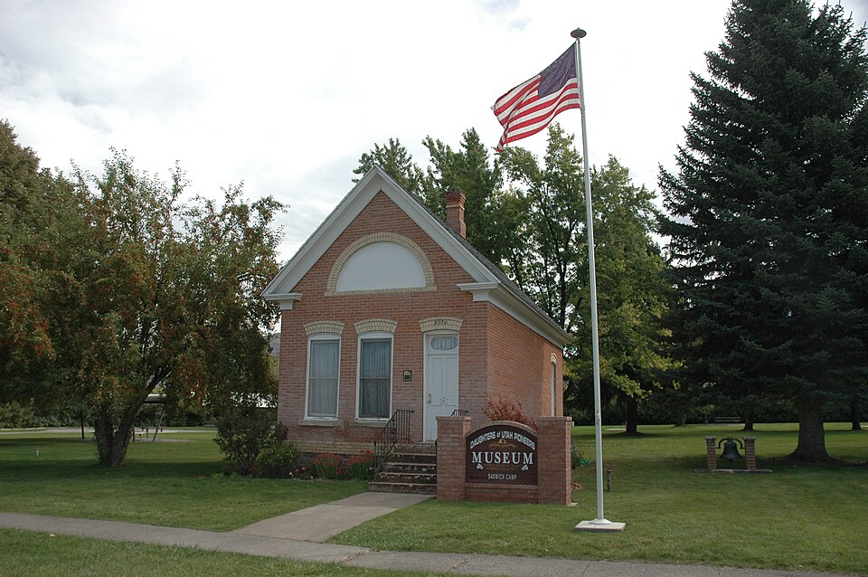 Photograph of Paradise Tithing Office