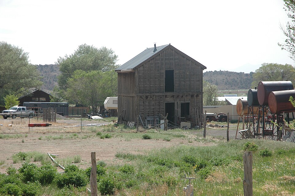 Photograph of Teasdale Tithing Granary