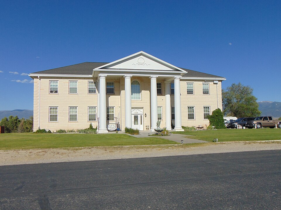 Photograph of Moroni High School Mechanical Arts Building