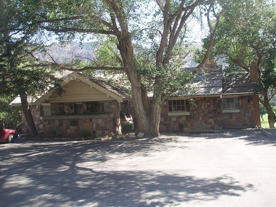 Photograph of El Monte Golf Course Clubhouse