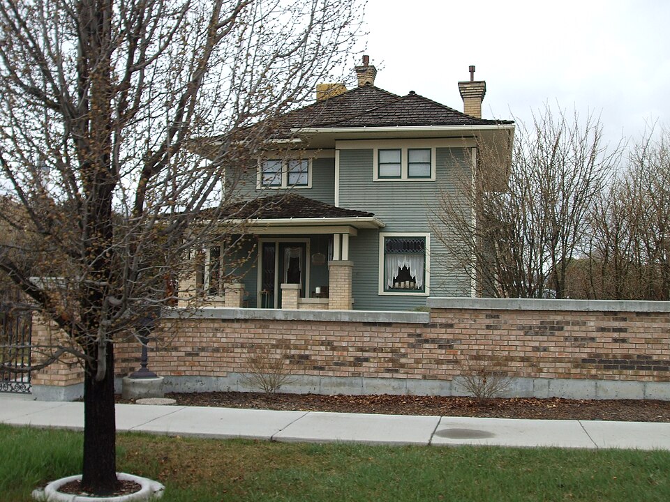 Photograph of James W. and Mary K. Loofbourow House