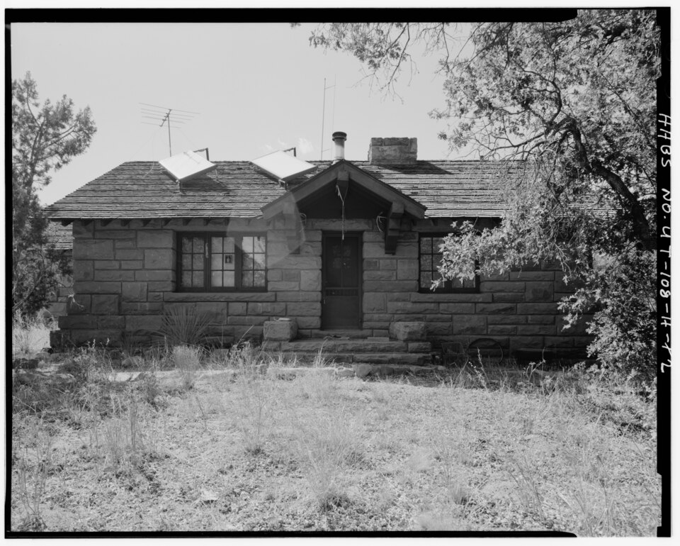 Photograph of East Entrance Residence