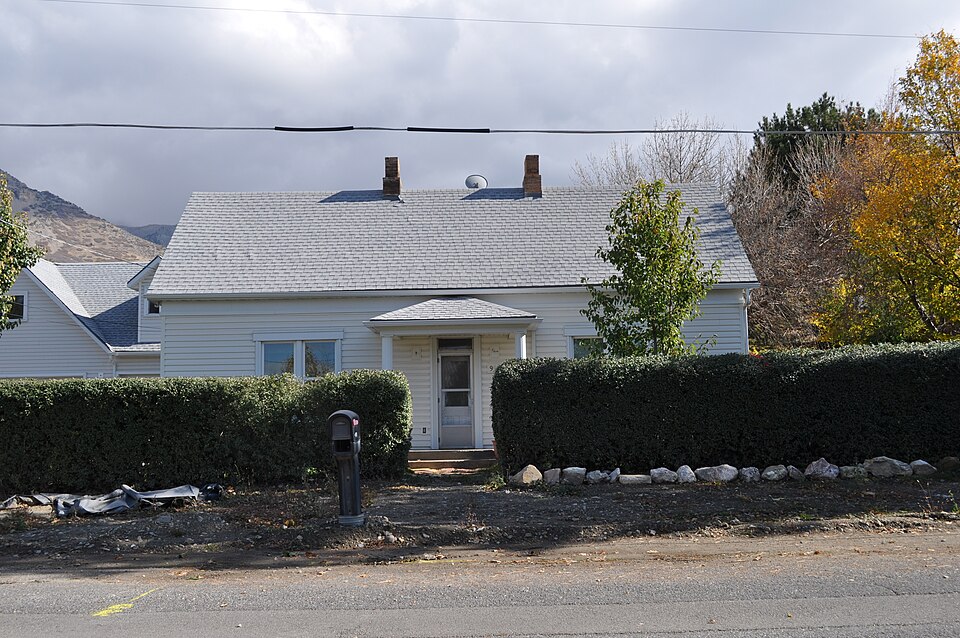 Photograph of Christen Larsen House