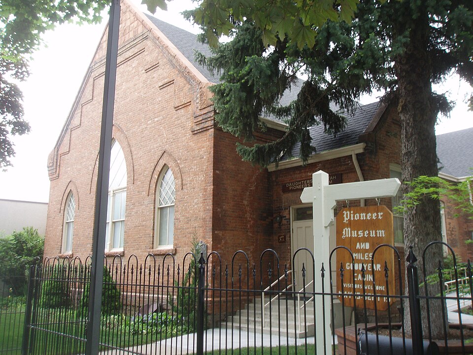 Photograph of Weber Stake Relief Society Building
