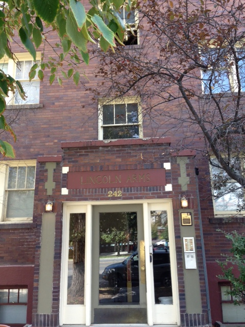 Photograph of Lincoln Arms Apartments