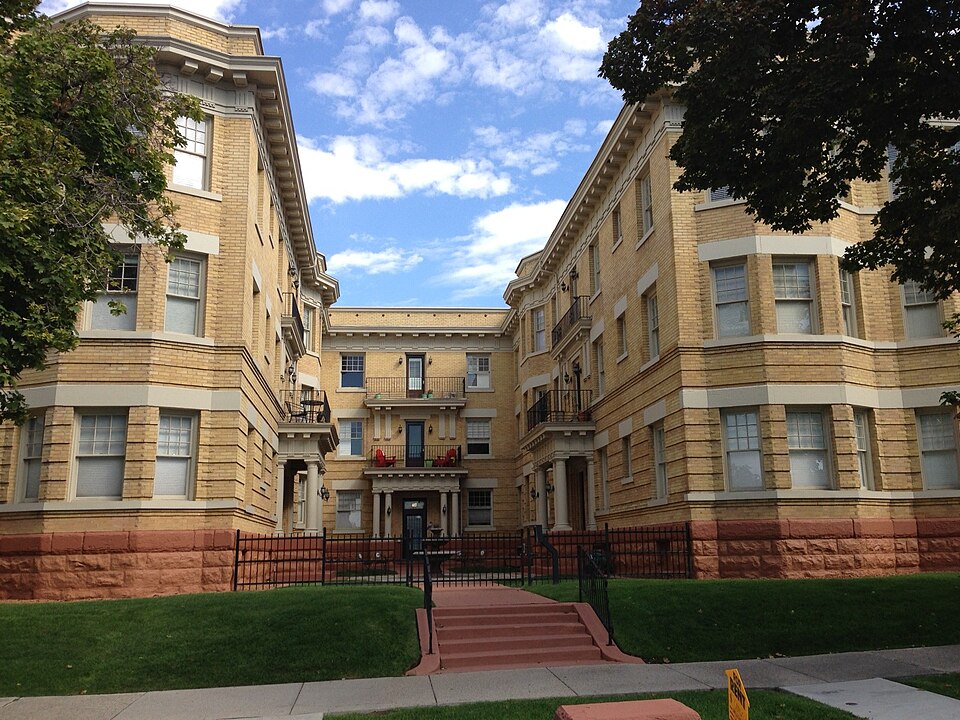 Photograph of Ivanhoe Apartments