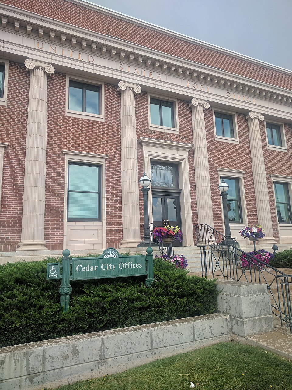 Photograph of US Post Office-Cedar City Main
