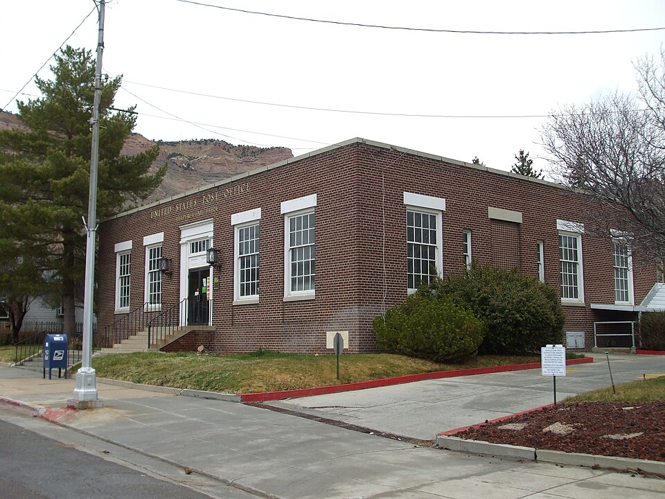 Photograph of U.S. Post Office-Helper Main