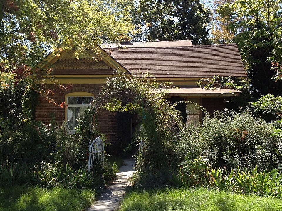 Photograph of Benjamin and Jane Cook Farrer House
