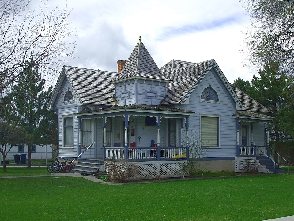Photograph of Samuel and Lana Ewing House