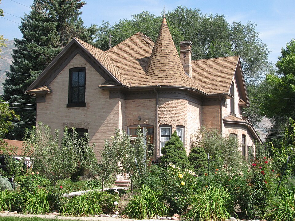Photograph of Dallin House