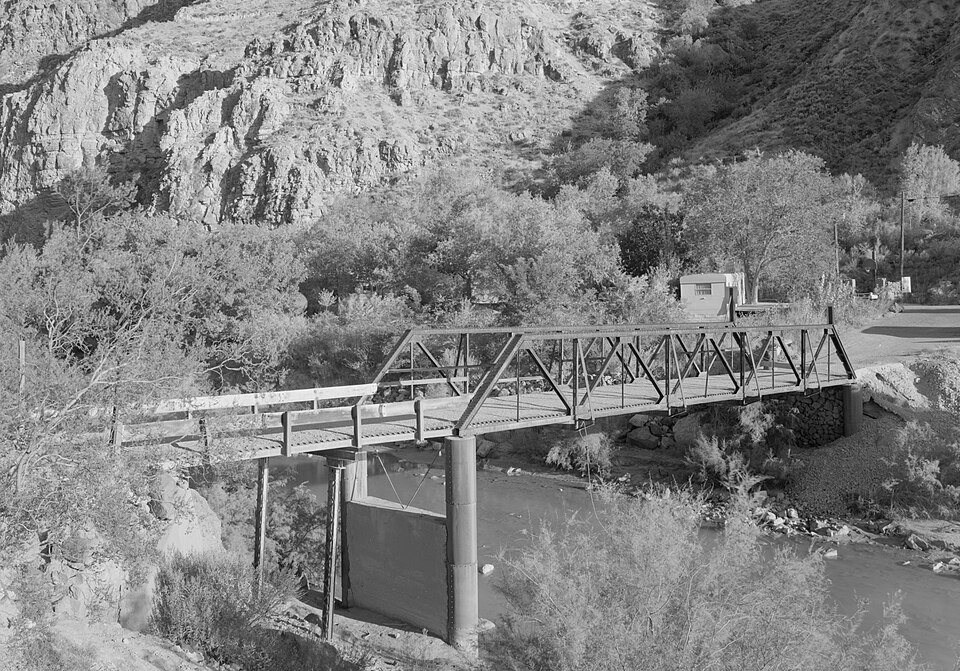 Photograph of Hurricane-LaVerkin Bridge
