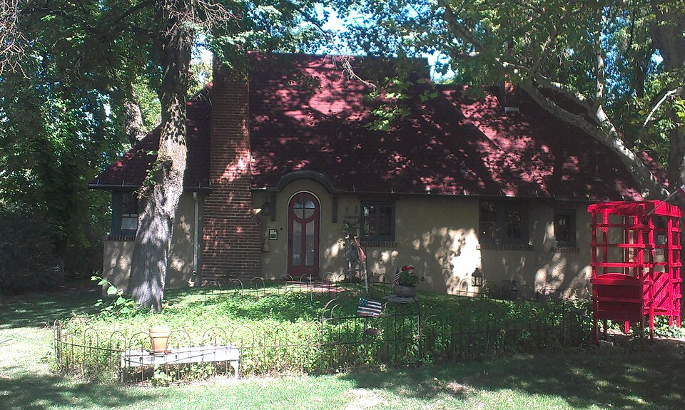 Photograph of LeConte Stewart House