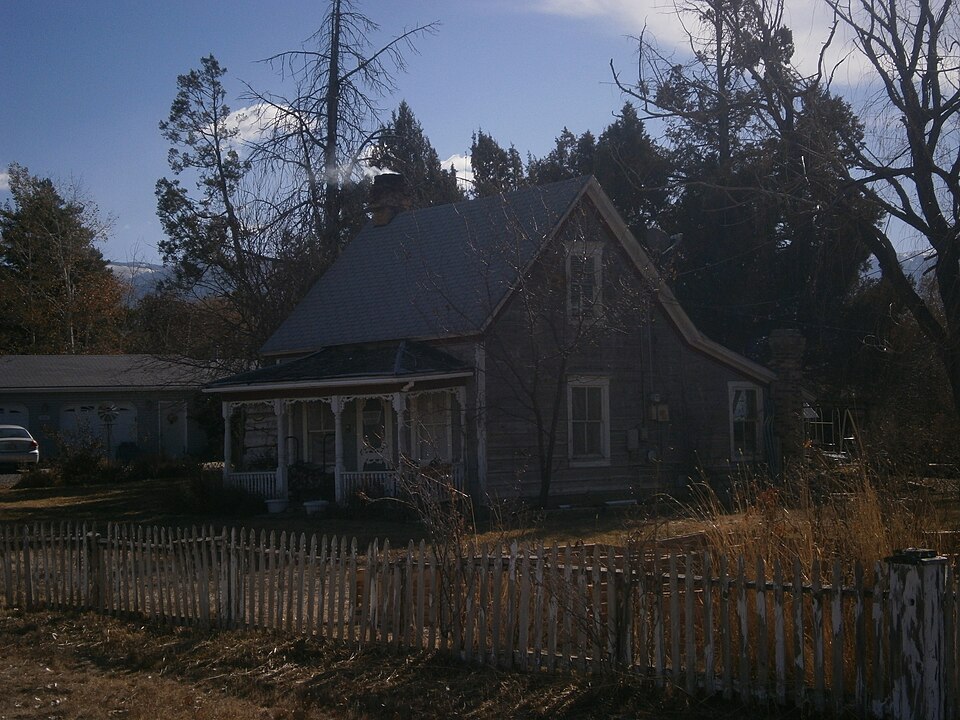 Photograph of Watkins-Tholman-Larsen Farmstead