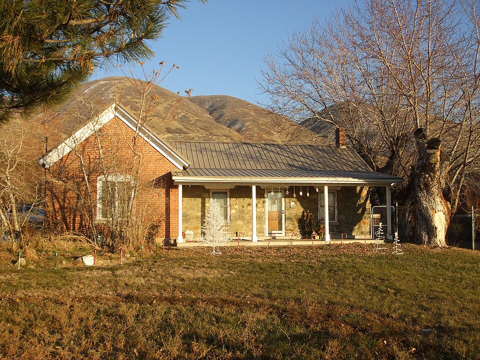 Photograph of Barnard-Garn-Barber House