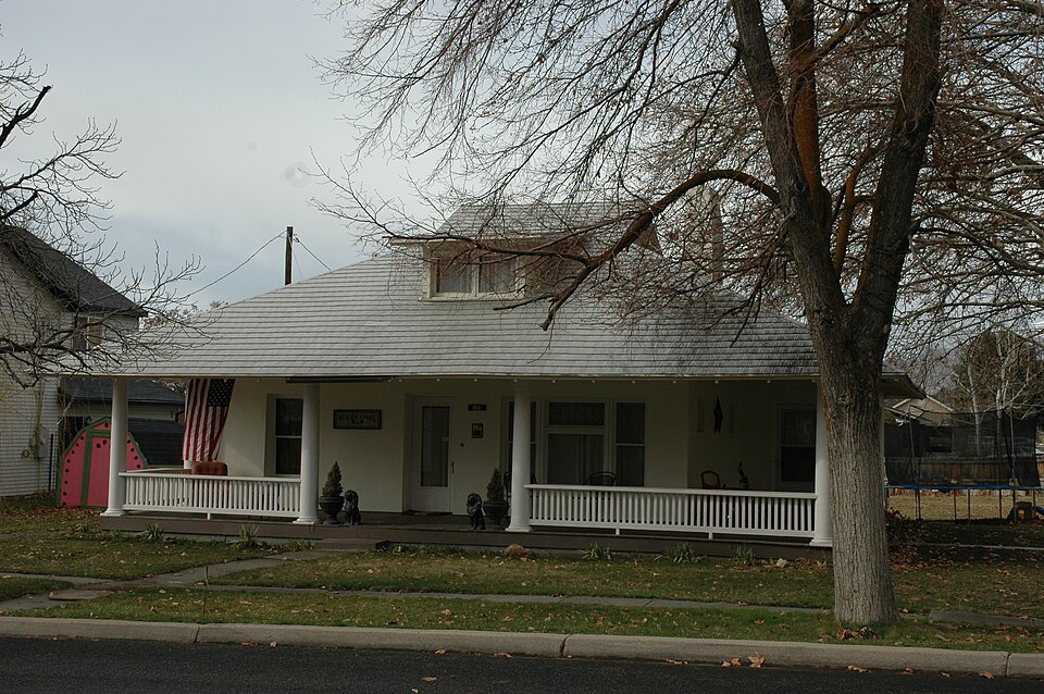 Photograph of Thomas and Margaret Brandon House