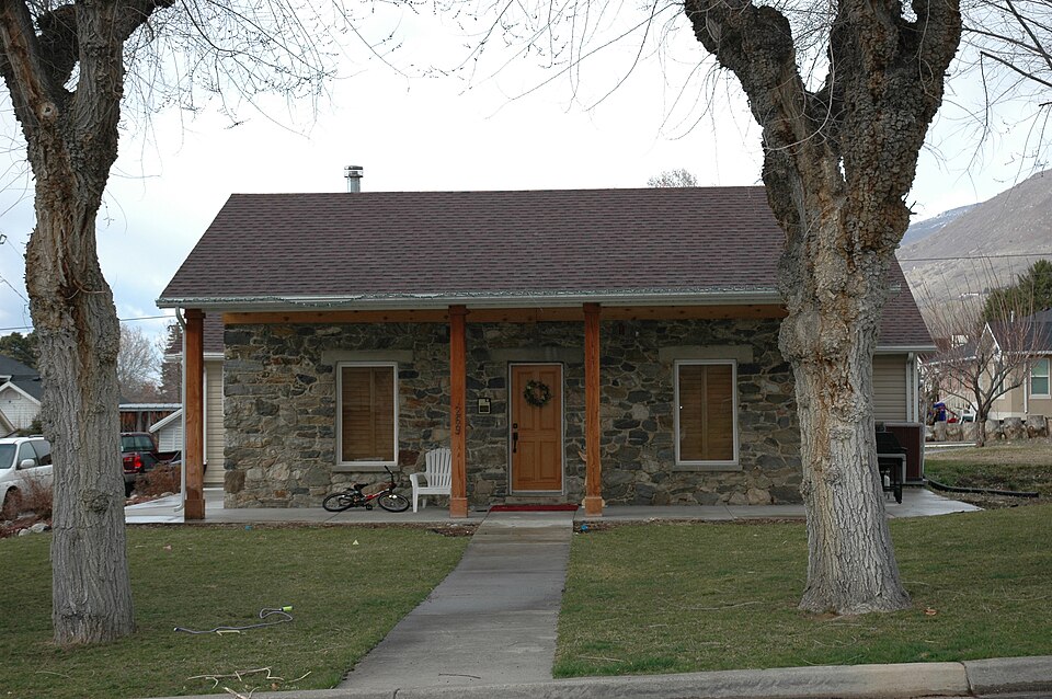 Photograph of Harris-Tingey House