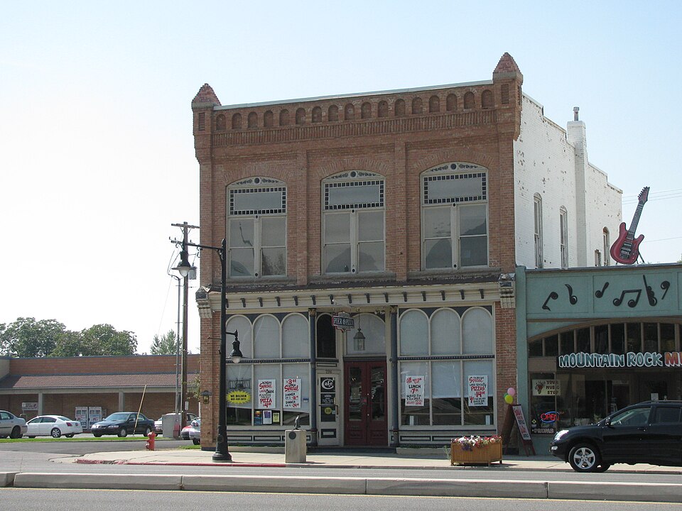 Photograph of Caffrey and Davis Furniture Company-Senior Hotel