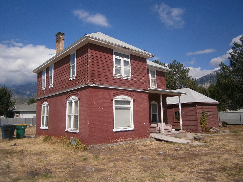 Photograph of Cordner-Calder House