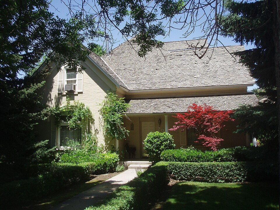 Photograph of David and Drusilla Baxter House