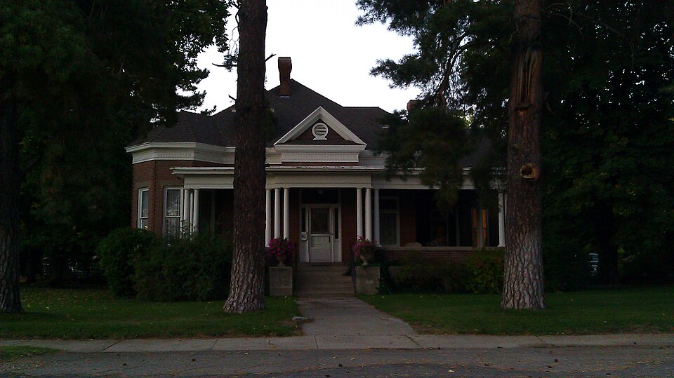 Photograph of Samuel I. and Olena J. Goodwin House