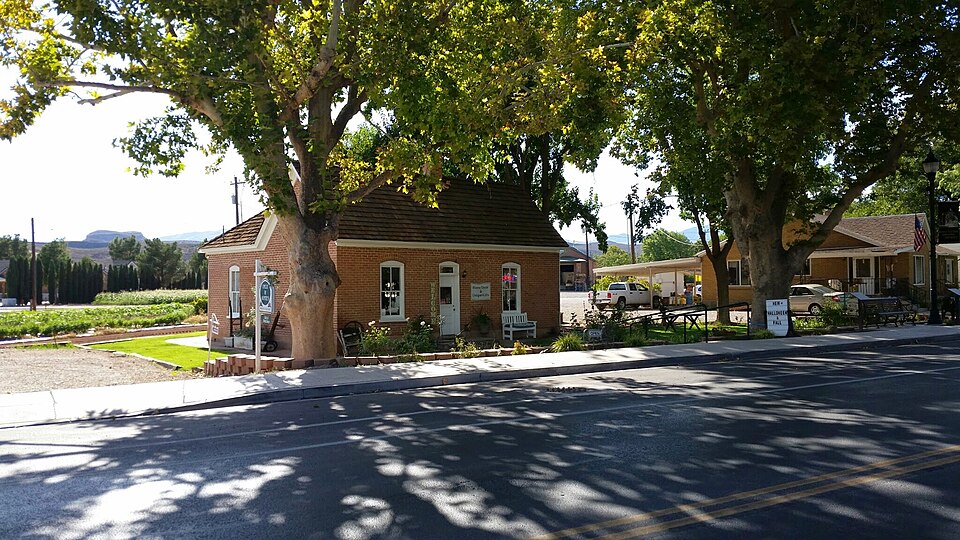 Photograph of George and Bertha Graff House