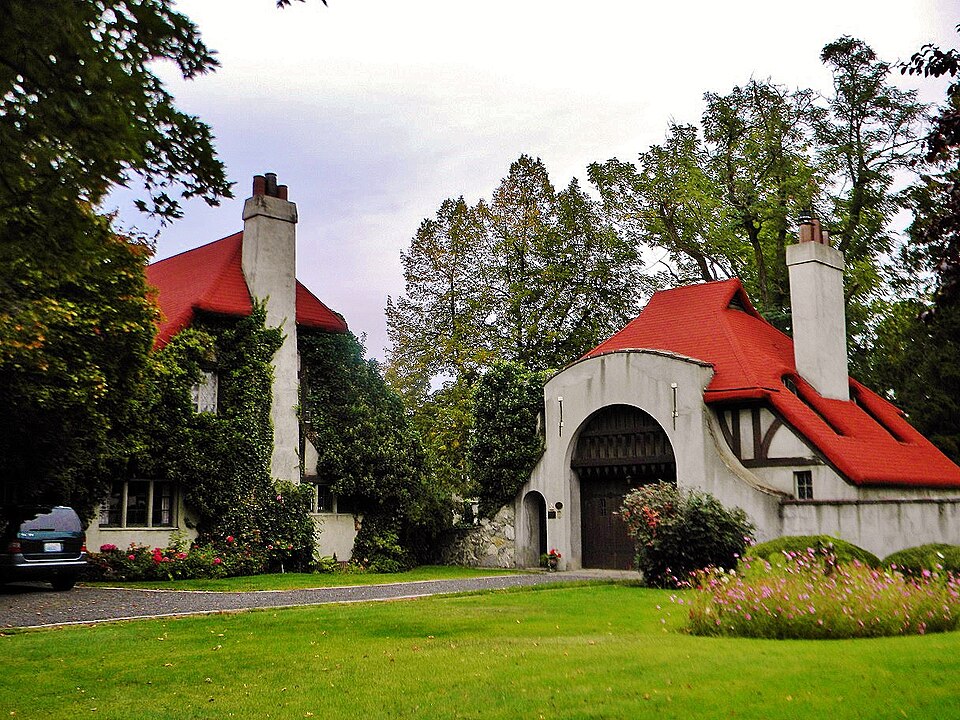 Photograph of Rosebush House