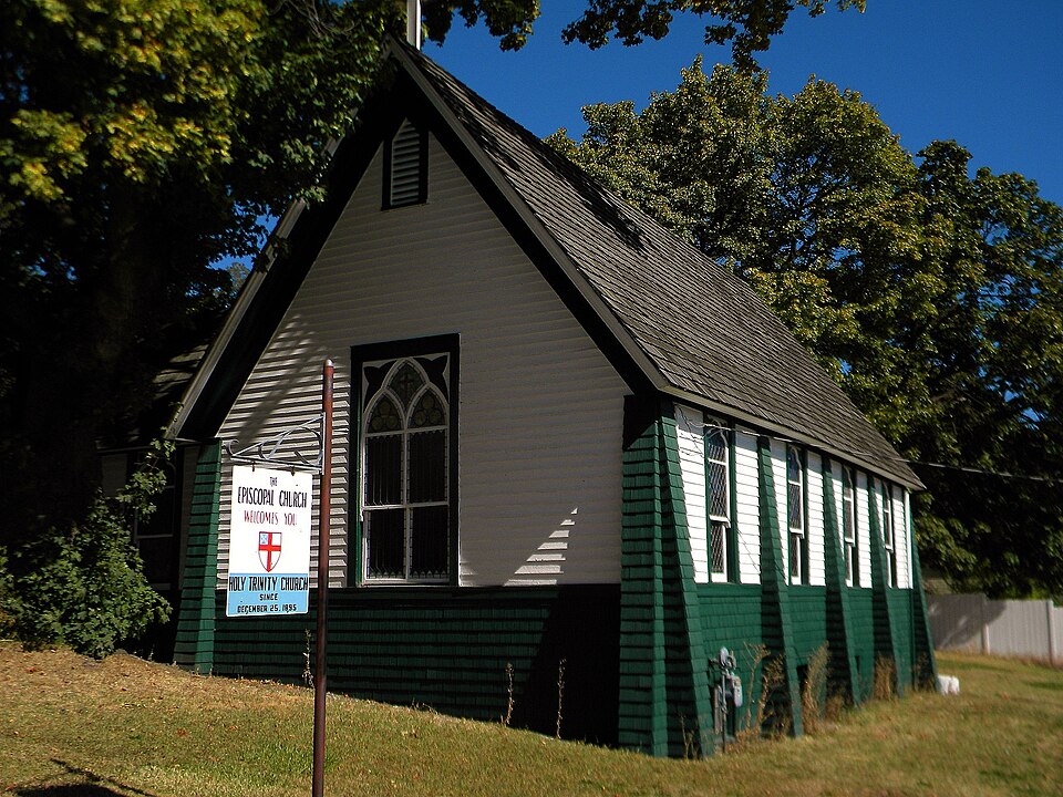 Photograph of Holy Trinity Episcopal Church