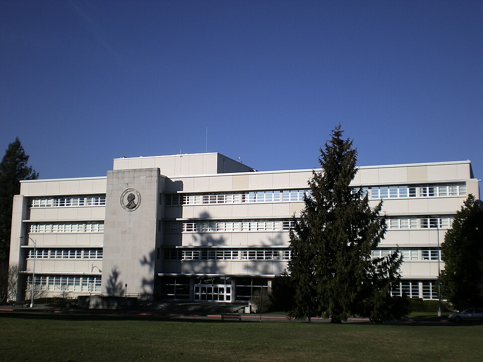 Photograph of General Administration Building
