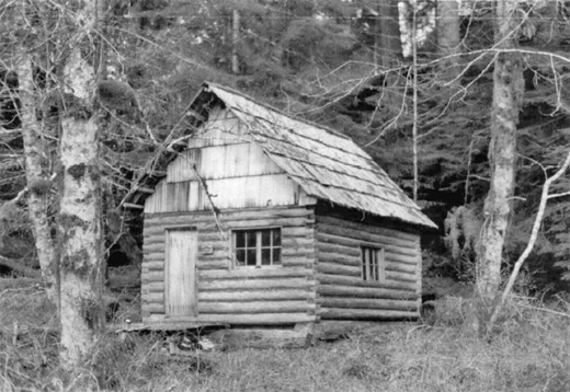Photograph of Botten Cabin