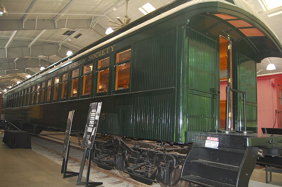 Photograph of Messenger of Peace Chapel Car
