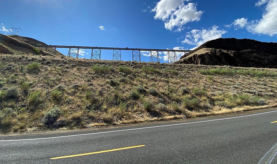 Photograph of Spokane, Portland and Seattle Railway Company-Box Canyon Viaduct