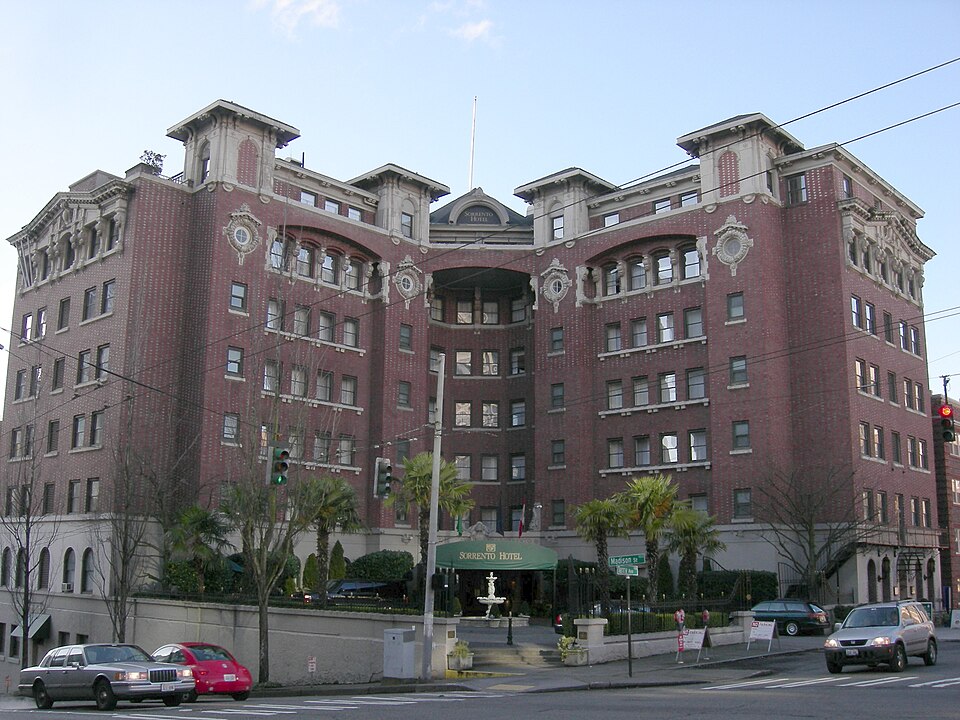 Photograph of Sorrento Hotel