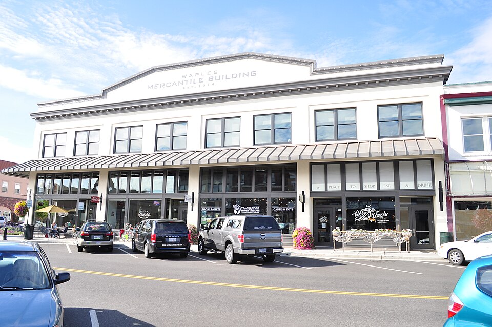 Photograph of Lynden Department Store