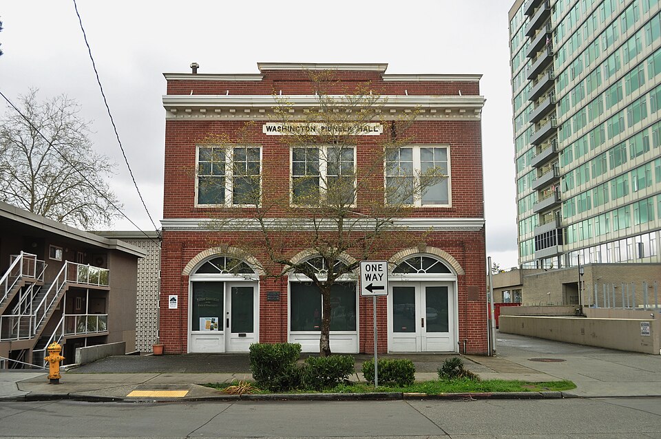 Photograph of Pioneer Hall
