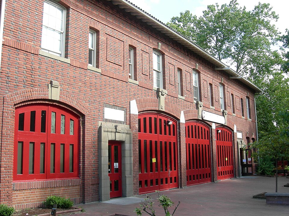 Photograph of Fire Station No. 23