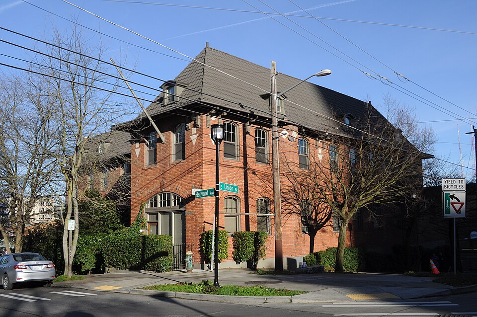 Photograph of Fire Station No. 25