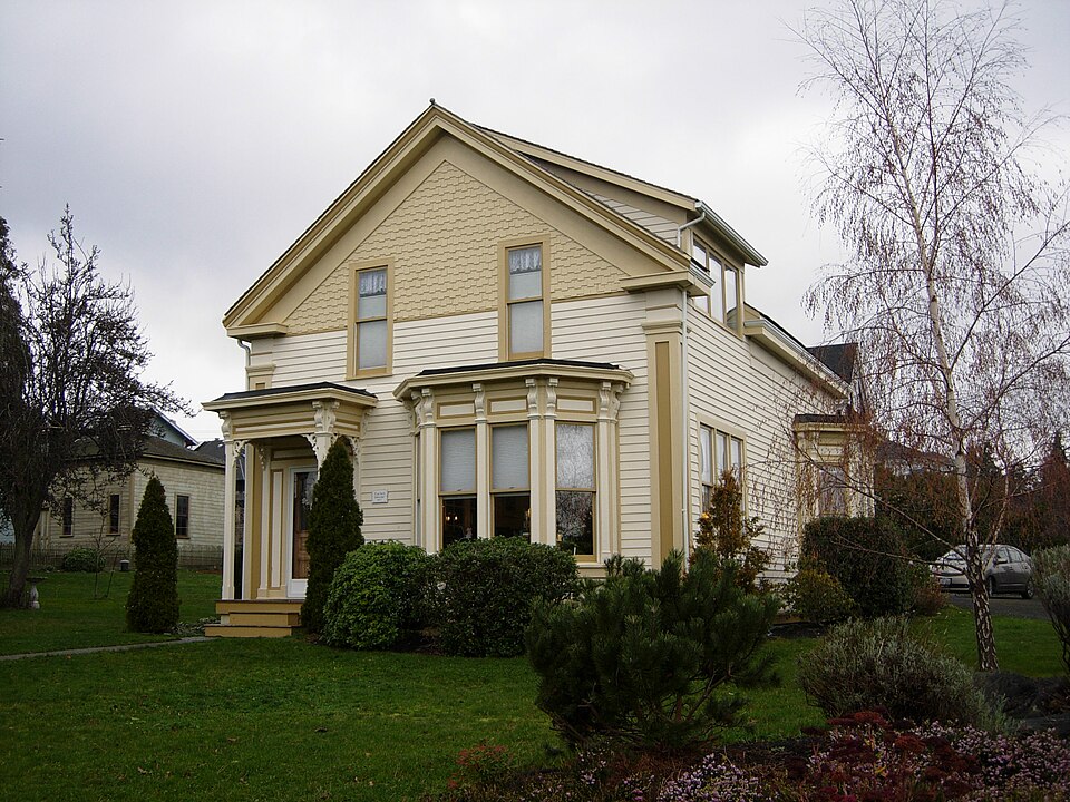 Photograph of Horace Tucker House