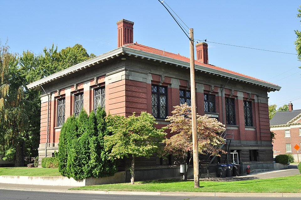 Photograph of Walla Walla Carnegie Library