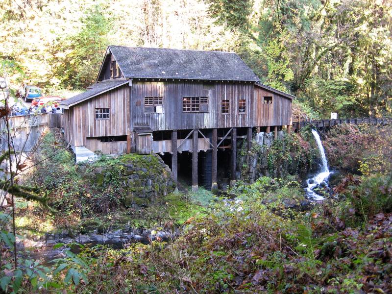 Photograph of Cedar Creek Grist Mill
