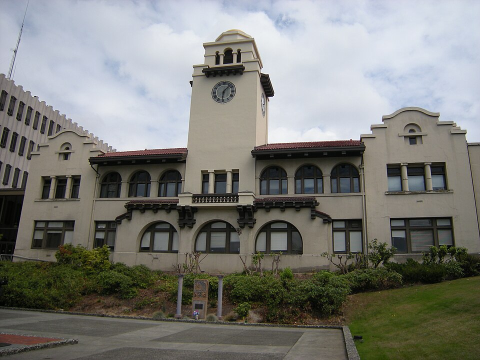 Photograph of Snohomish County Courthouse