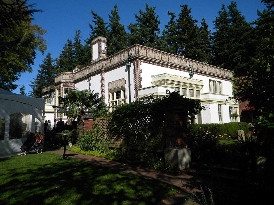 Photograph of Lairmont Manor