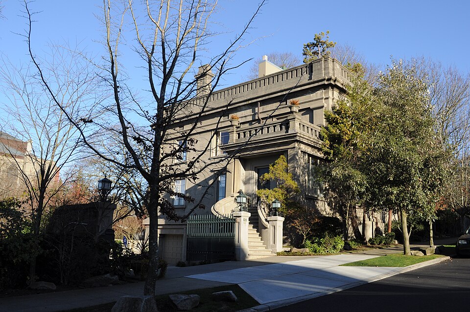 Photograph of Sam Hill House