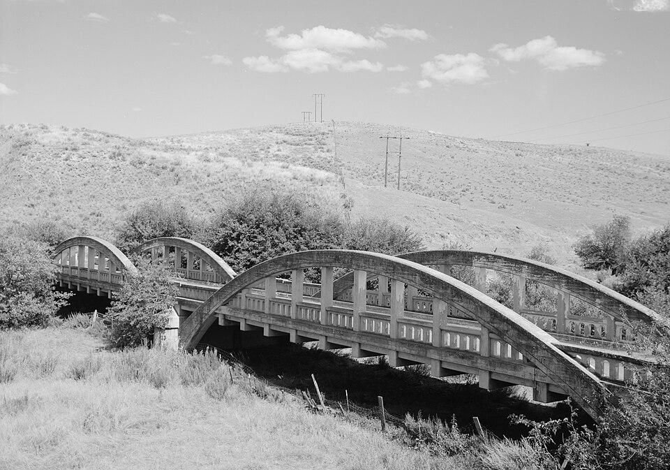 Photograph of Indian Timothy Memorial Bridge