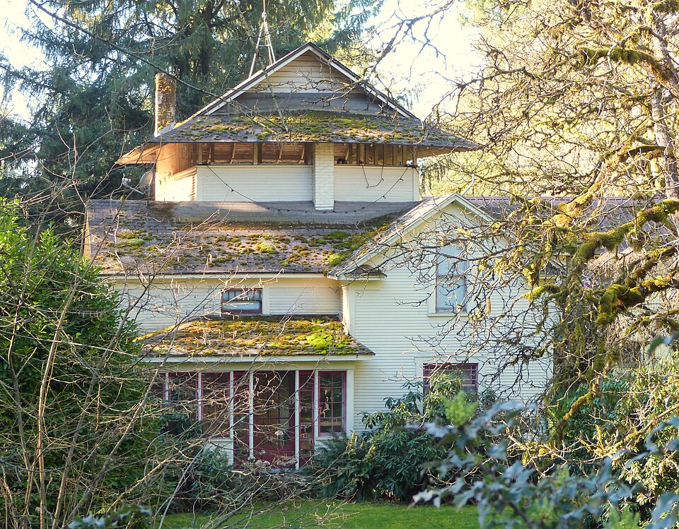 Photograph of Albert and Letha Green House and Barn