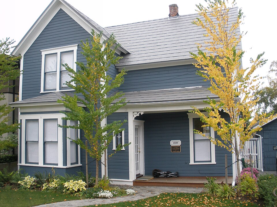 Photograph of Dr. Trueblood House